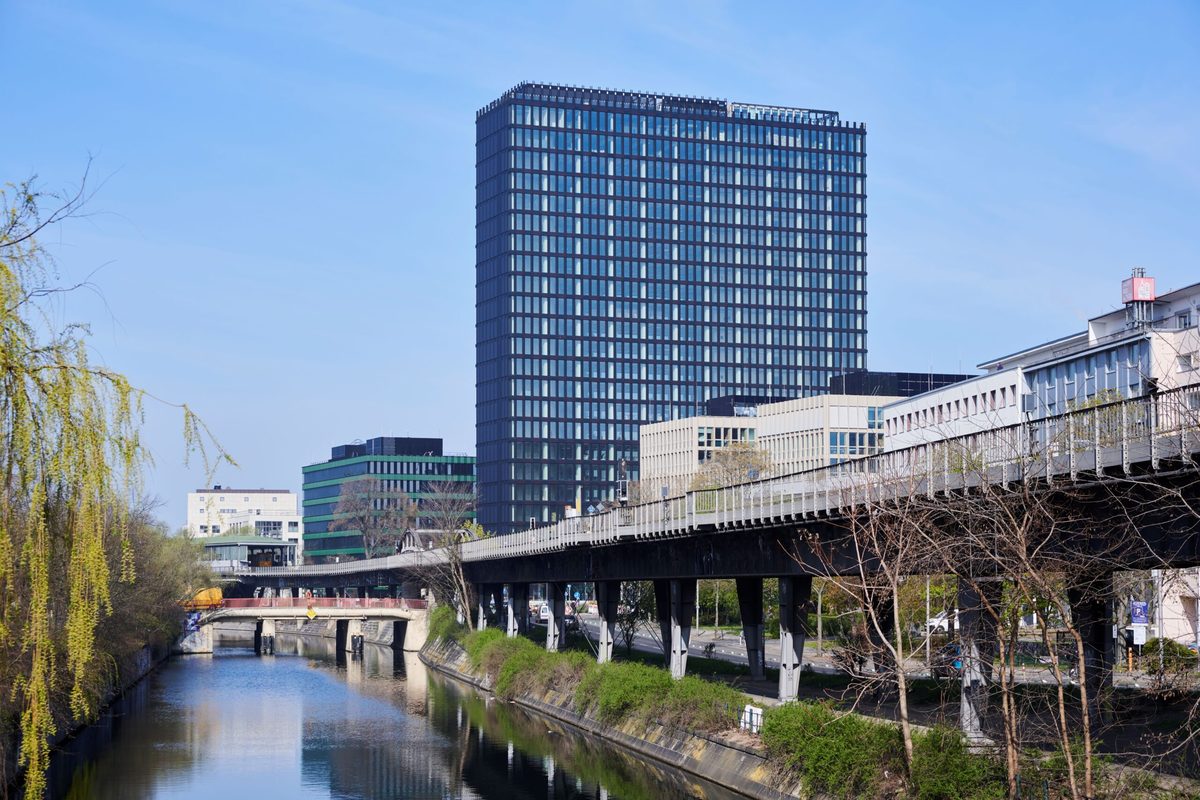 Art-Invest Real Estate and JLL Complete 7,000-Square-Meter Office Lease to Sunday Natural at Berlin-Kreuzberg's Die Macherei