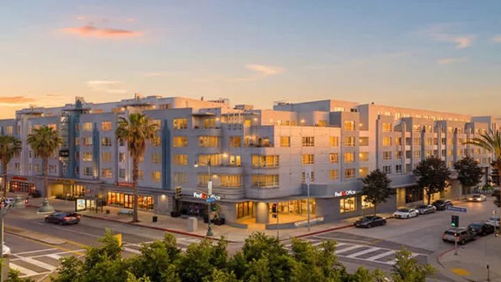 5550 Wilshire at Los Angeles’ Miracle Mile, the 163-unit mixed-use apartment community acquired by Decron Properties for $114 million.