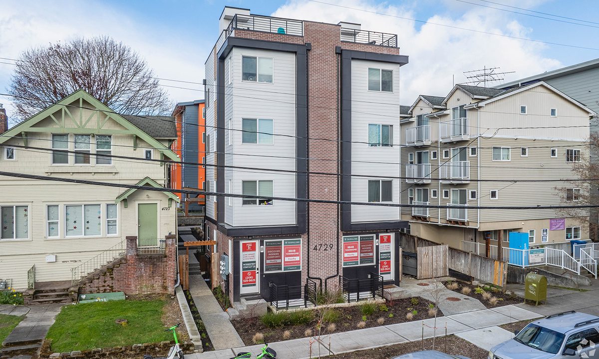 Husky Urban Living at 4729 21st Ave. N.E. in Seattle’s University District, the redeveloped student housing property Gatsby 5 LLC sold for more than $5.7 million.