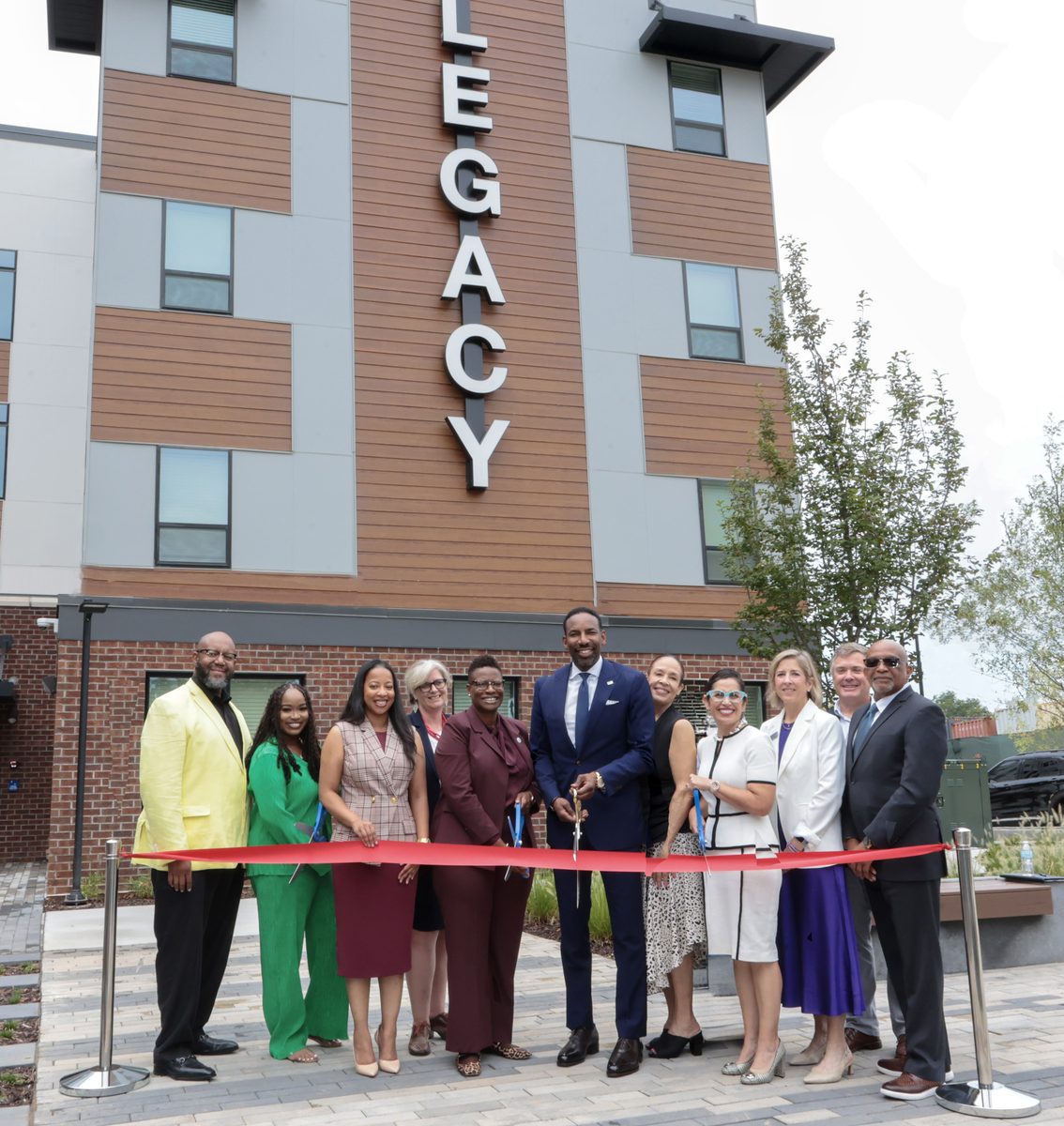 Pennrose LLC, Atlanta Housing, and Hunt Companies Open 201-Unit Mixed-Income Legacy at Herndon Square in Atlanta