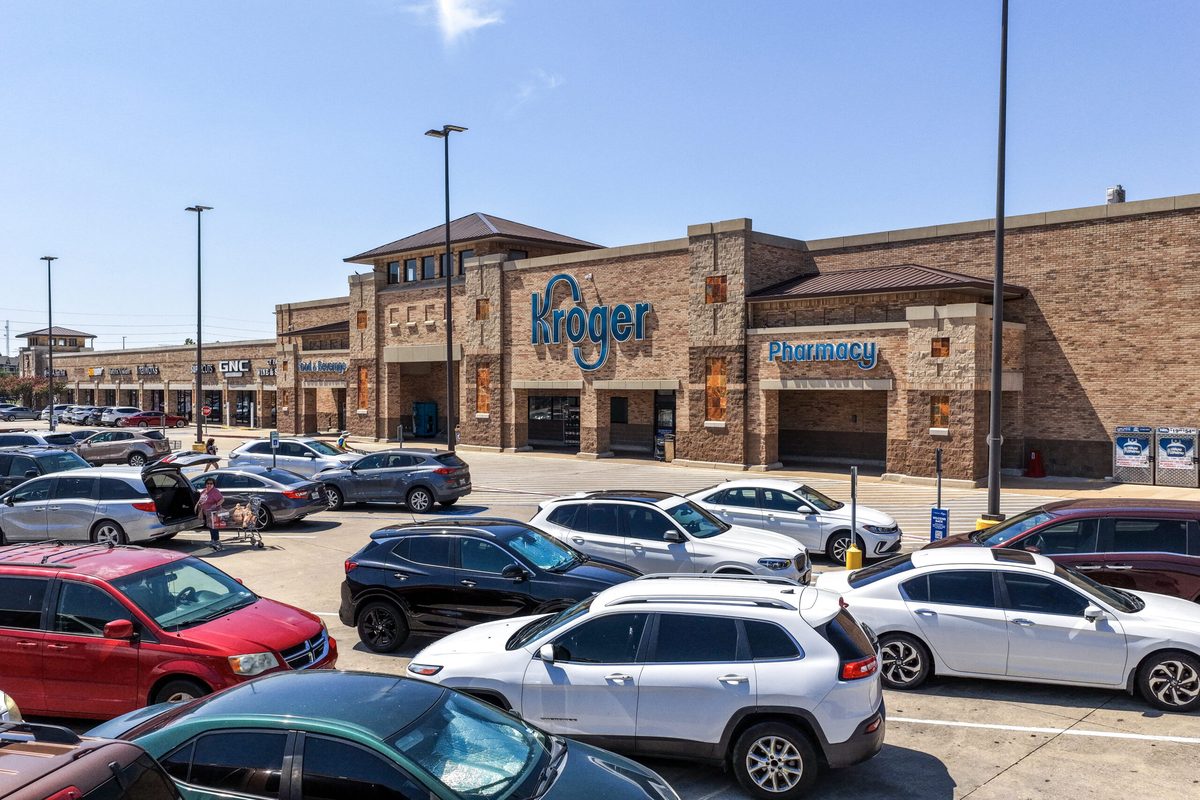 Sembler and Forge Capital Partners Acquire Kroger-Anchored Eldridge Town Center in Houston