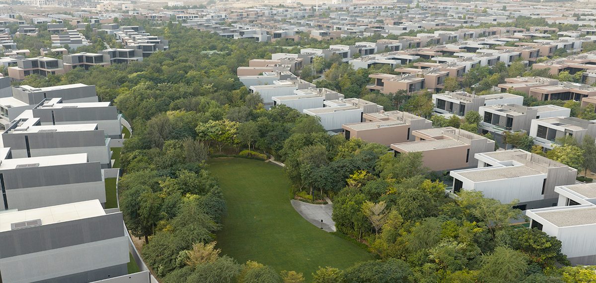 Aerial view of a UAE residential villa community, illustrating the kind of high-quality housing stock that underpins investor interest in the UAE real estate market highlighted in Arada’s UAE Property Investment Index.