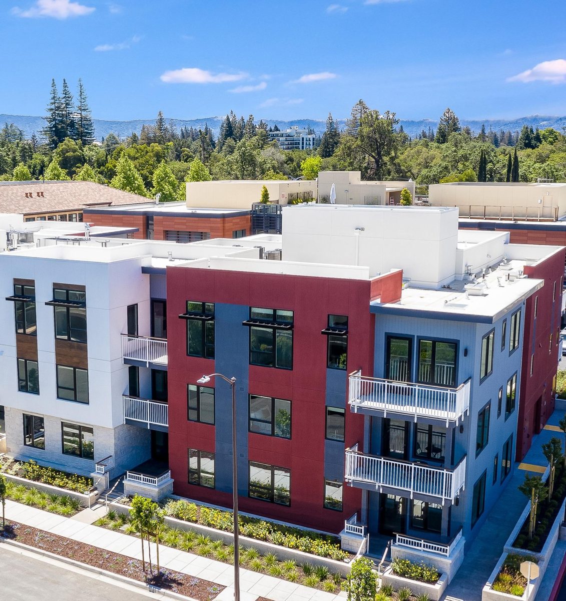 Virtu Investments Acquires 27-Unit Class A Multifamily Asset in Menlo Park, North Coast to Manage